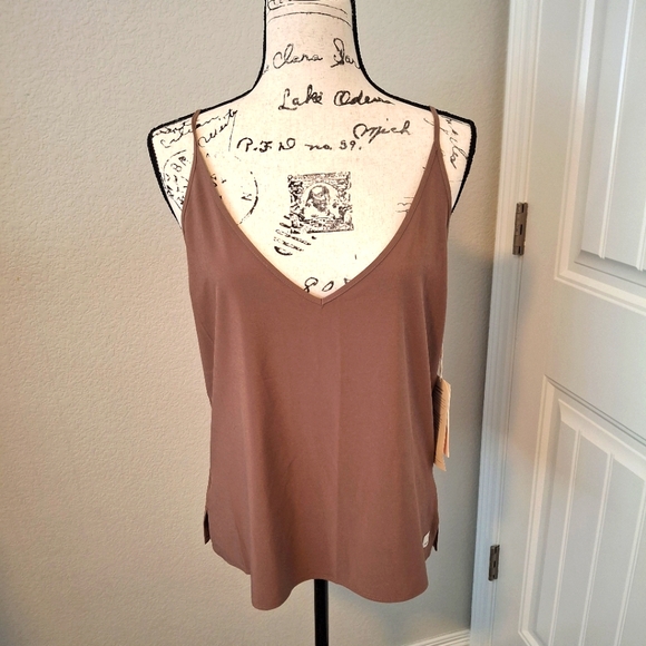 Vuori Tops - New Vuori Villa Cami Med